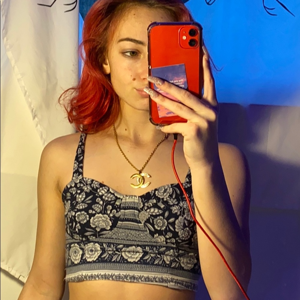 Crop top
